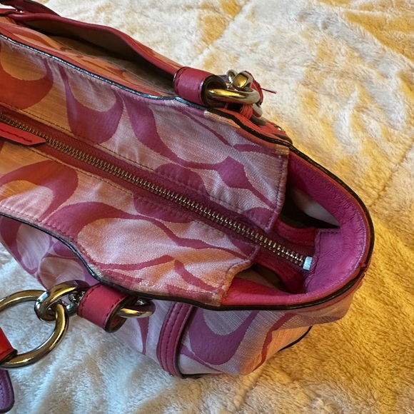 COACH Pink Women's Hand Bag - Picture 13 of 15